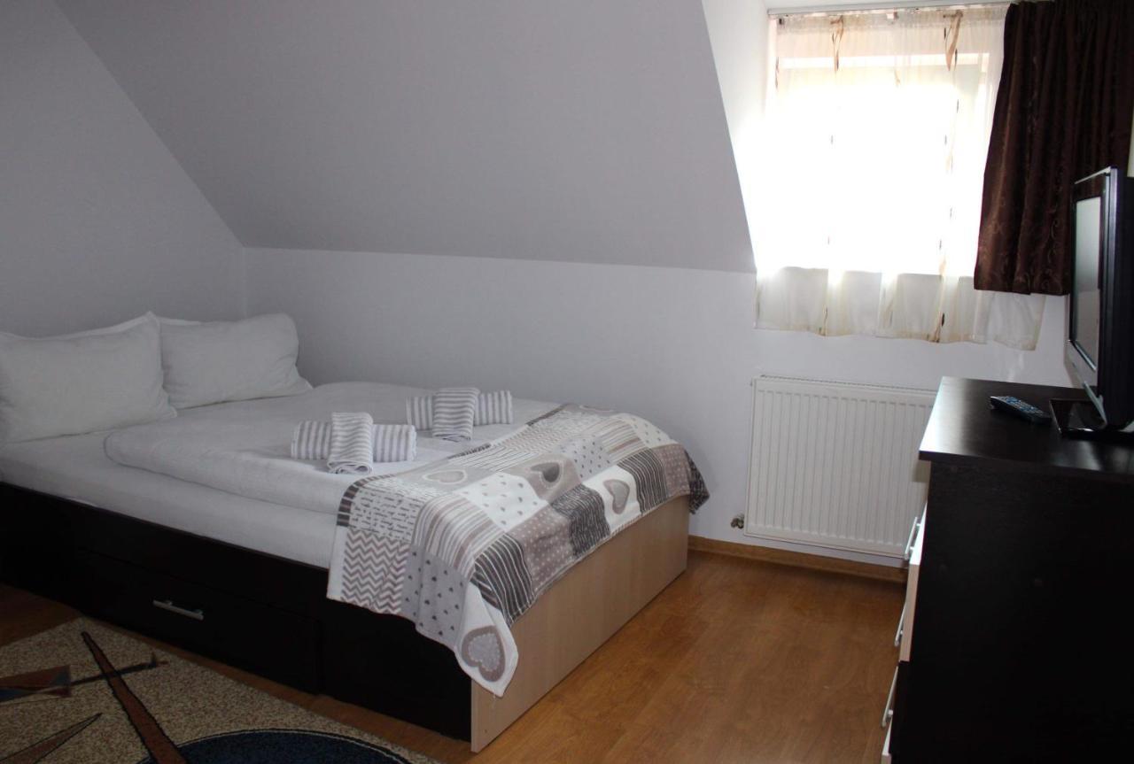 Ferienwohnung Napsugar Vendeghaz Sovata Exterior foto