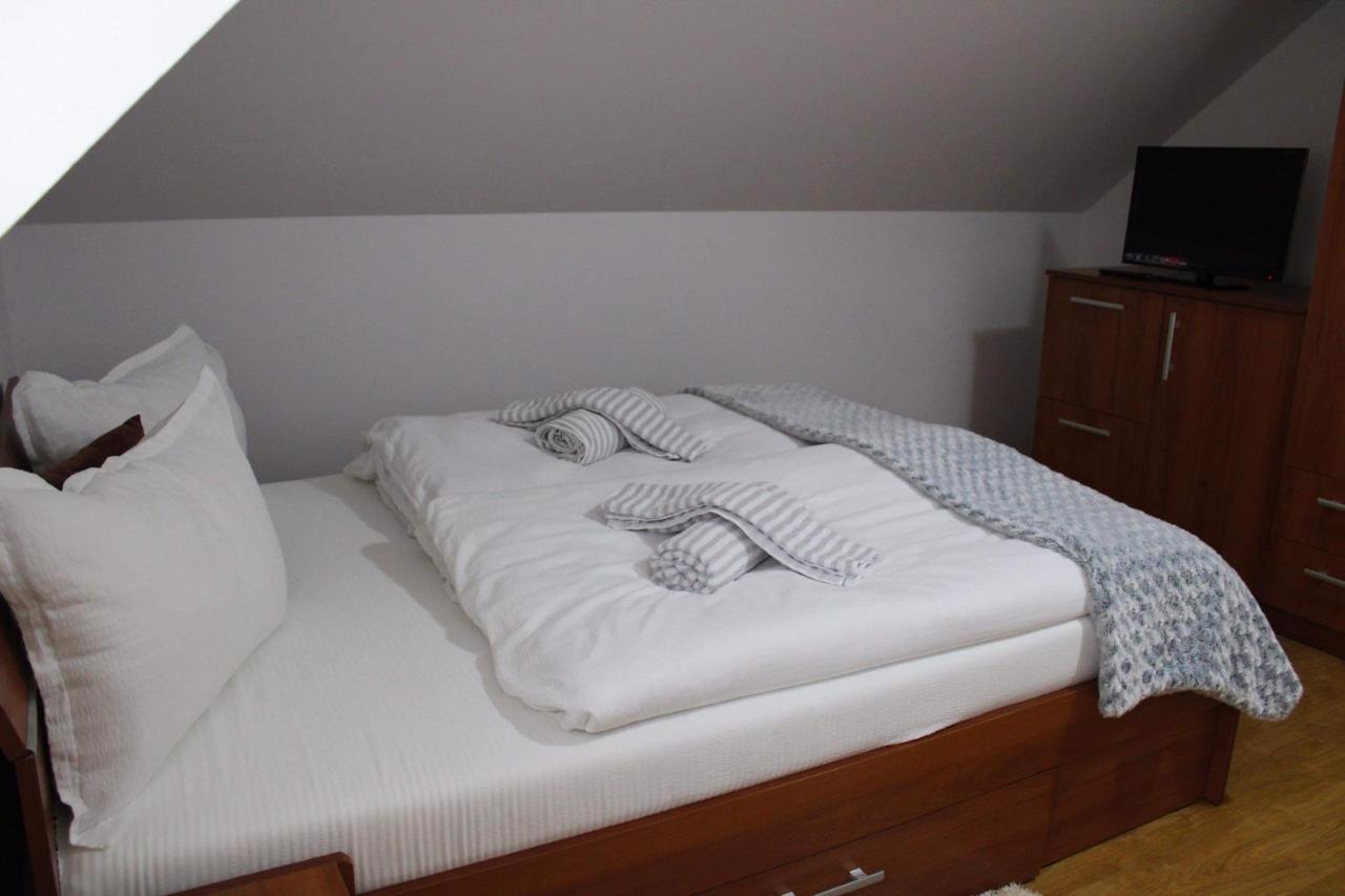Ferienwohnung Napsugar Vendeghaz Sovata Exterior foto